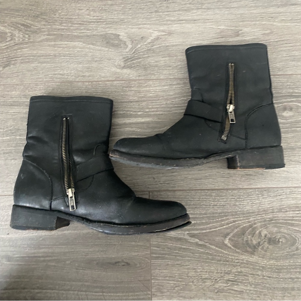 Womens Frye Vicky Engineer Boots